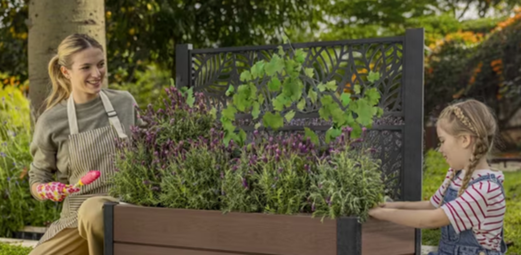 Jardinière d’intimité avec treillis en forme de tulipes, brune – Keter Canada