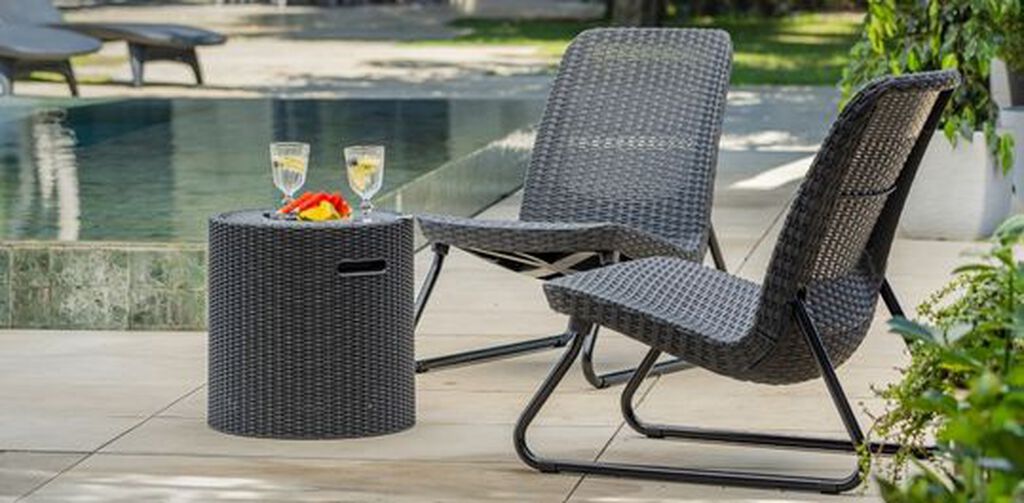 Buy Cooler Side Table in Graphite - Keter Canada