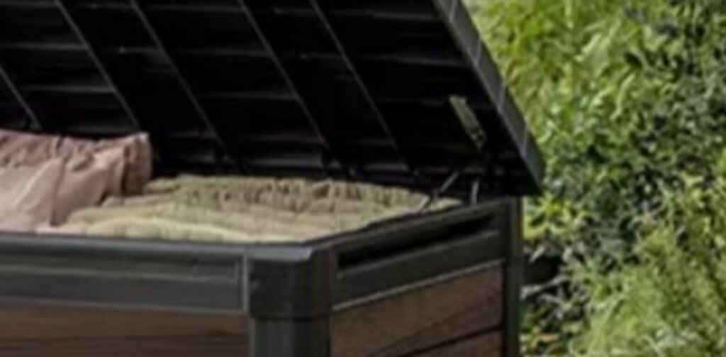 Coffre de rangement en noyer Signature Palissandre 100 gallons – Keter Canada