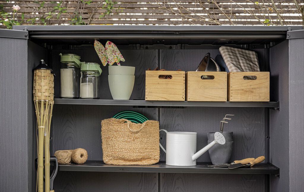 Signature 1400L Gartenschrank - 140x73.6x170.4cm - Walnuss