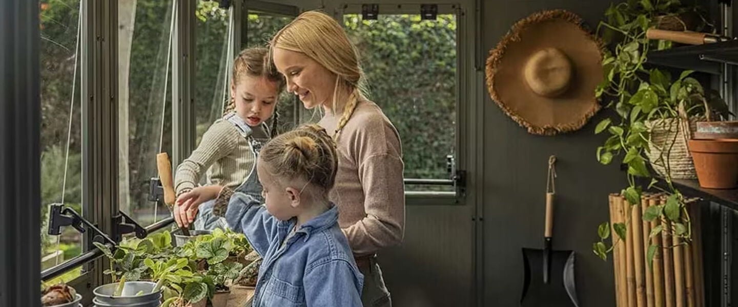 Cómo cultivar en un invernadero casero