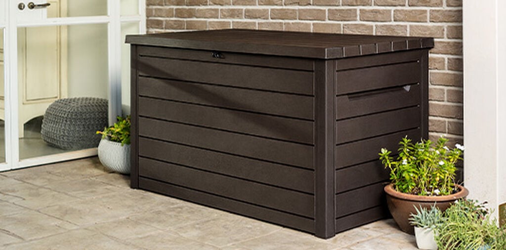 Arcón de exterior Ontario 147x83x86 cm y 870L - Marrón