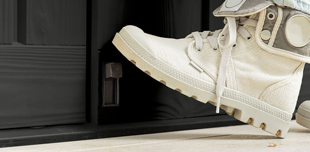 WLBS - Foot Lock - 