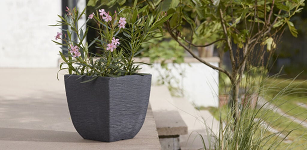 Cotswold Square Planter 32cm Set of 2 - Millstone Grey