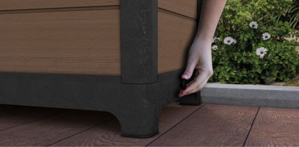 Rosewood Brown Privacy Planter With Trellis - Keter US