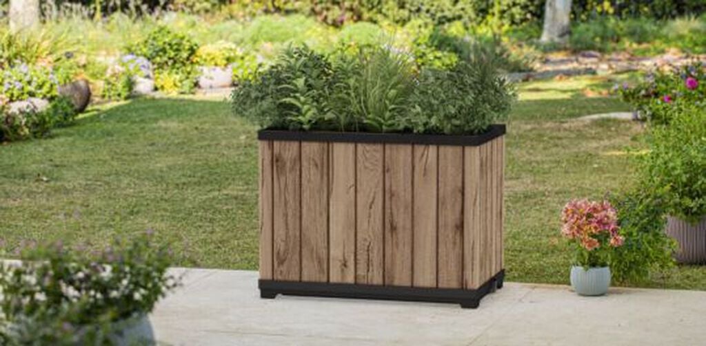 Self Watering Pine Brown Tall Rectangular Planter - Keter US