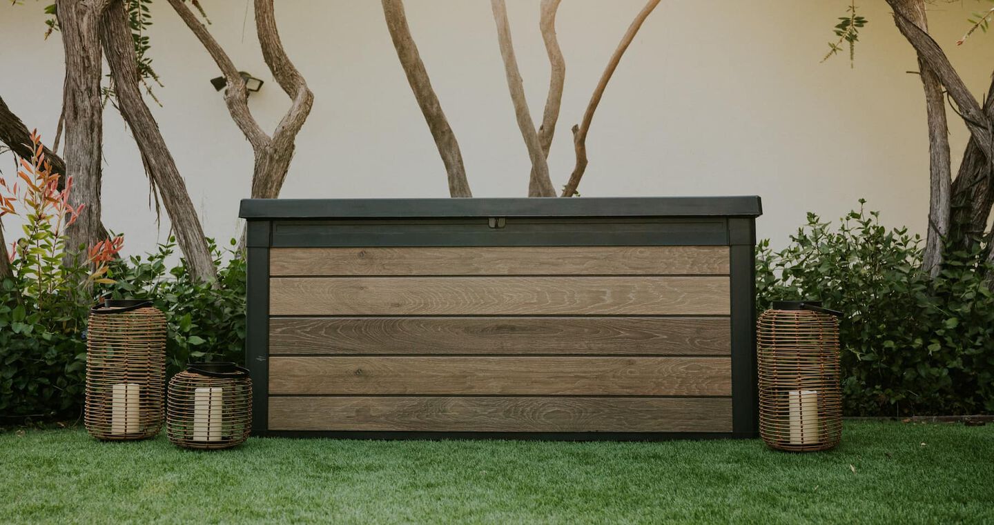 signature deck box outside