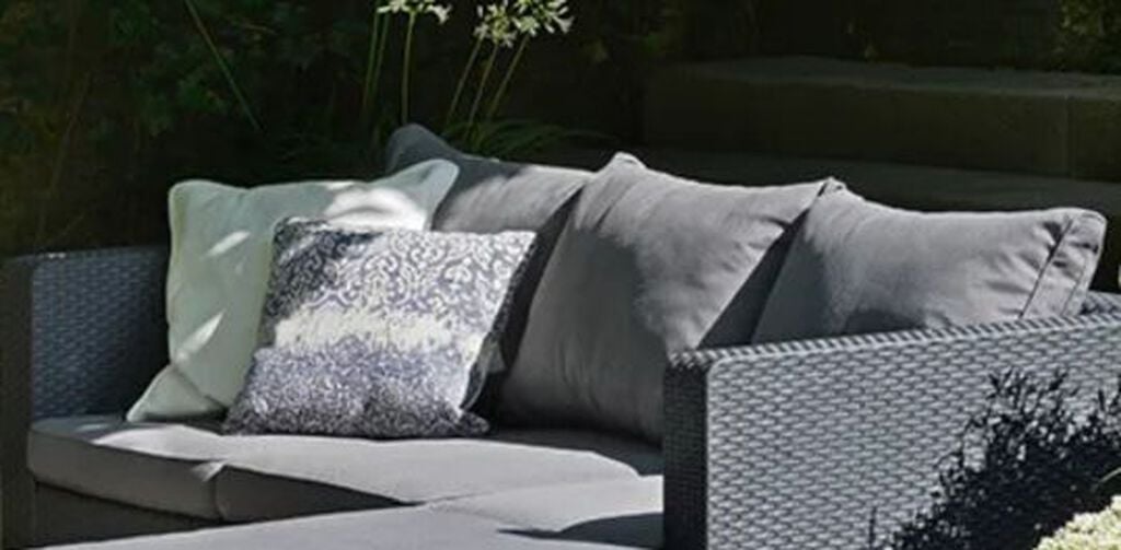 Salta 3 Seater Settee Outdoor Sofa - Graphite - Keter US