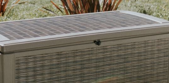 Signature 135 Gallon Large Deck Box - Mist Gray - Keter US