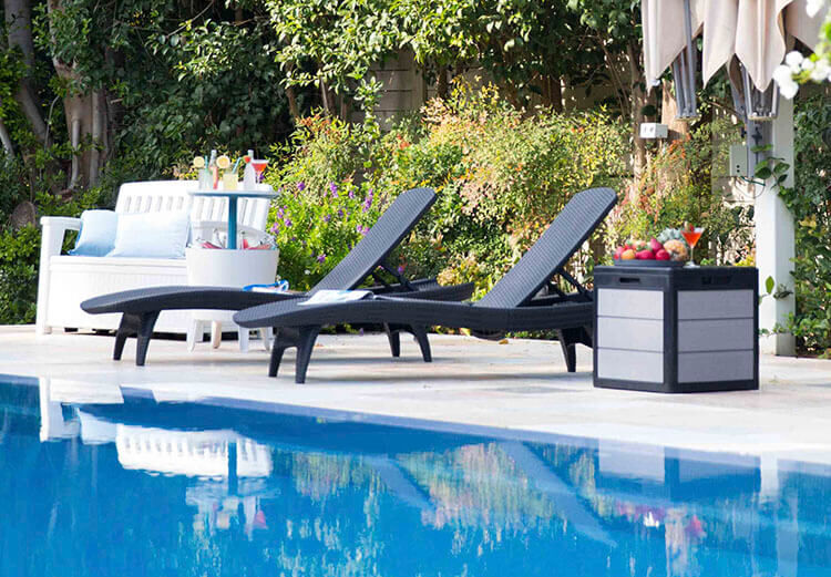 keter-spaces-poolside-sun-loungers_750x521