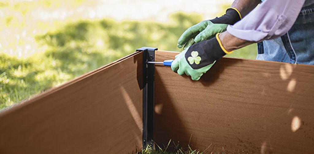 Brown Maple Resin Raised Garden Bed - Keter US