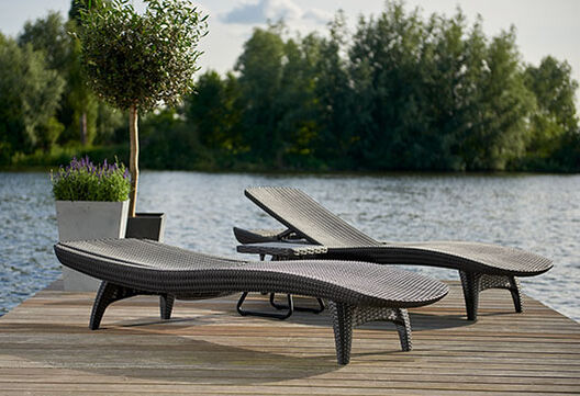 Graphite Pacific Chaise Lounge Set With Table - Keter