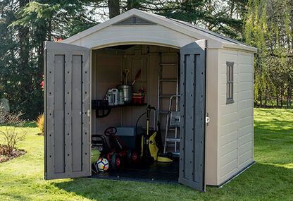 Caseta de exterior Factor 8x8 - 256,5x255x243 cm y 6,3m2 - Marrón 