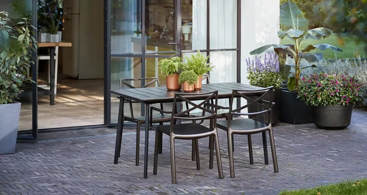Muebles que resisten bien la lluvia