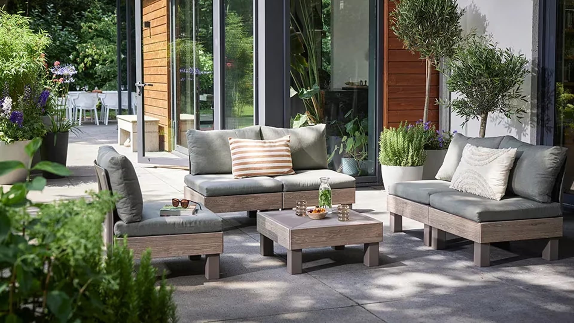 Otros muebles para una cocina exterior
