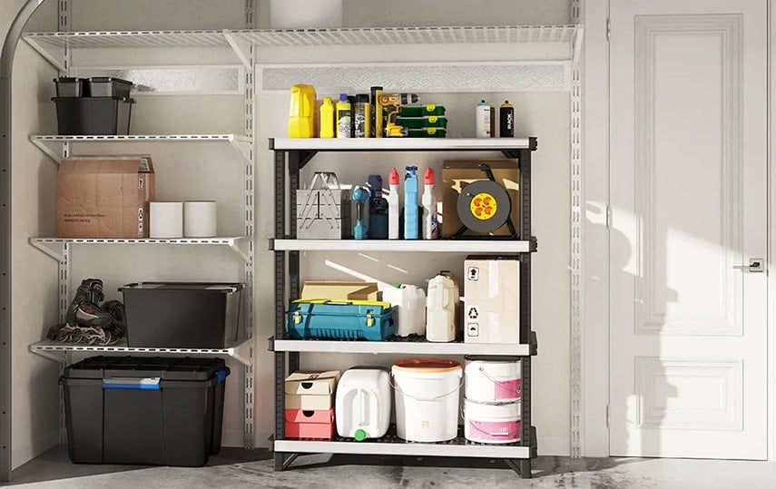 Estanterías de resina para el trastero