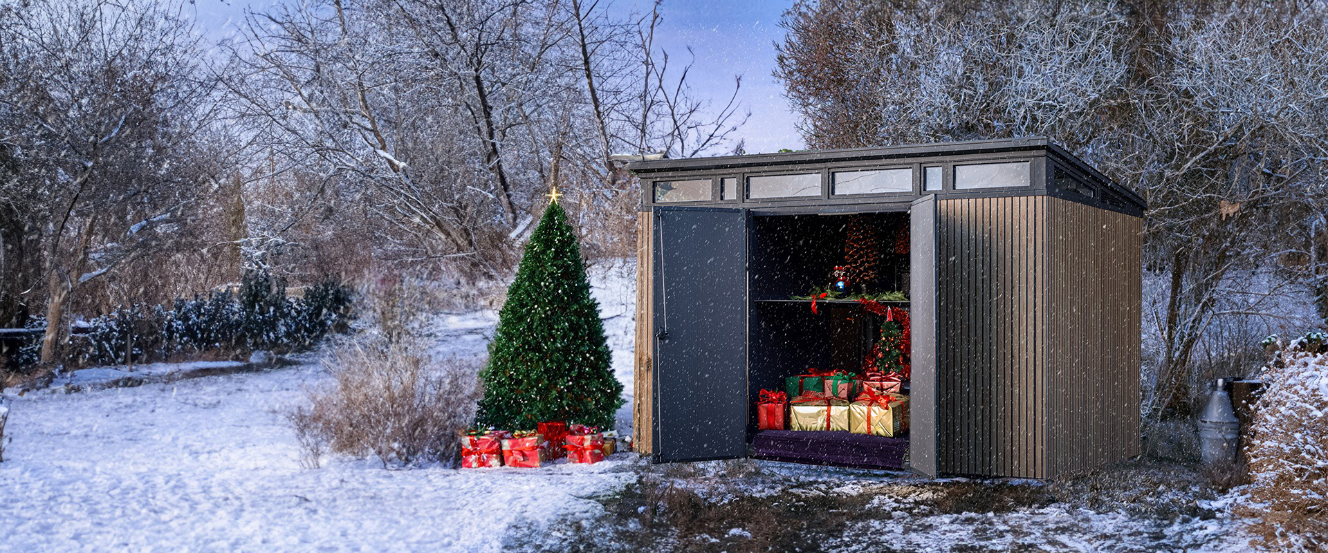 Keter Tuinhuis in Sneeuw